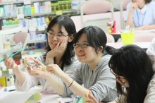 東京医薬　歯科衛生士科のブログ-いろんな歯ブラシを体験しちゃおう