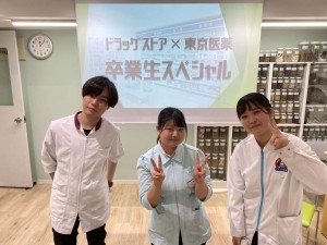 １卒業生が来校してくれて、イベントかいさい